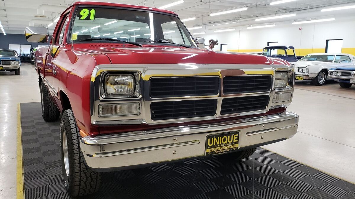 1991 Dodge Ram 150 4x4 Short Box - photo 9
