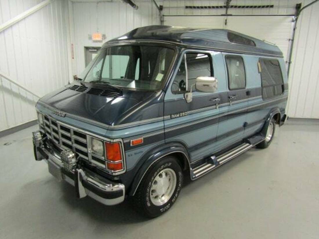 1991 Dodge Ram 250 R.V. Shuttle - photo 5