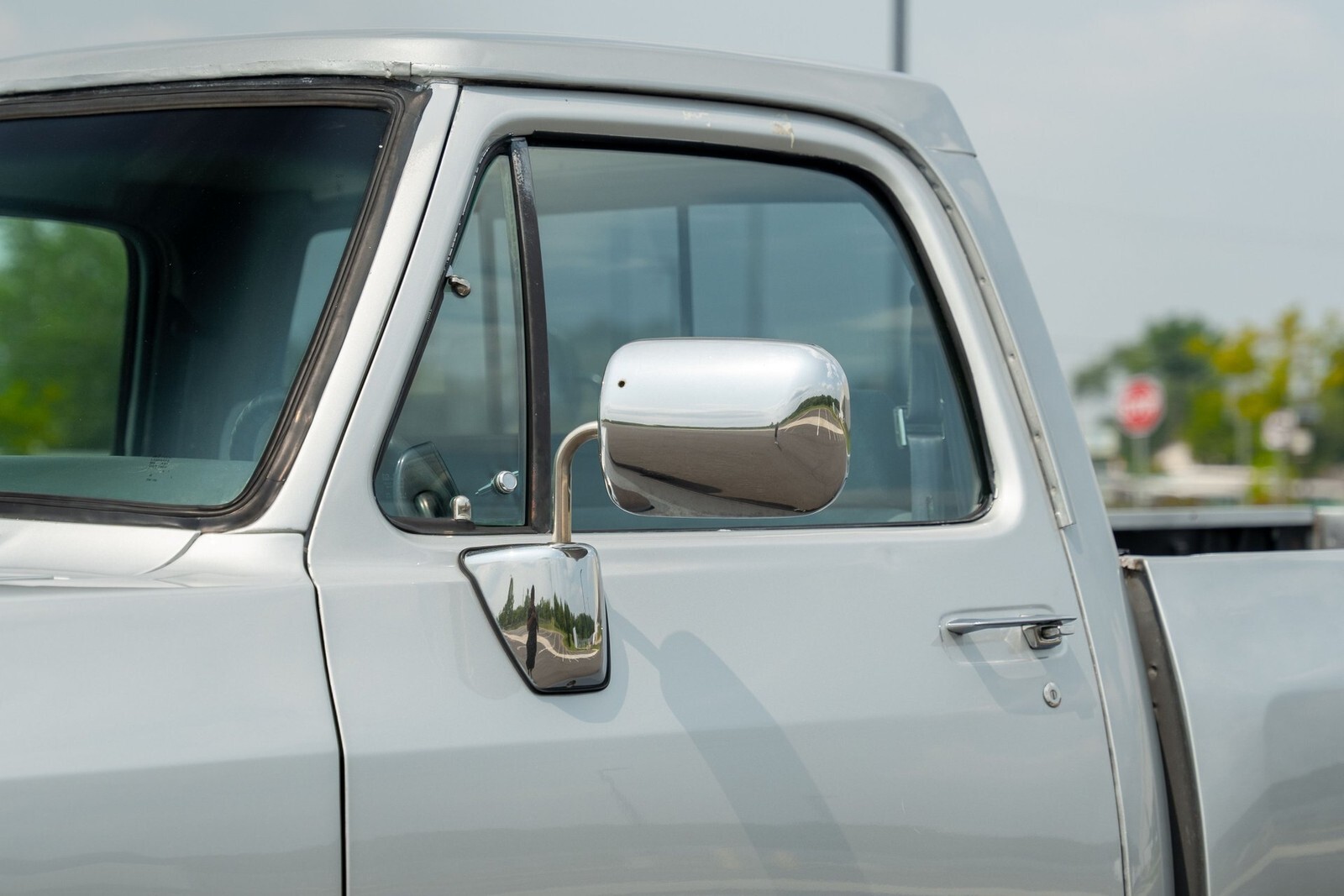 1991 Dodge D350 & W350 Trucks W350 Sweptline 131" WB 4WD - photo 11