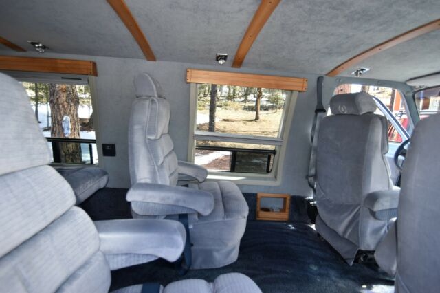1991 Dodge Ram Van B-250 - photo 3