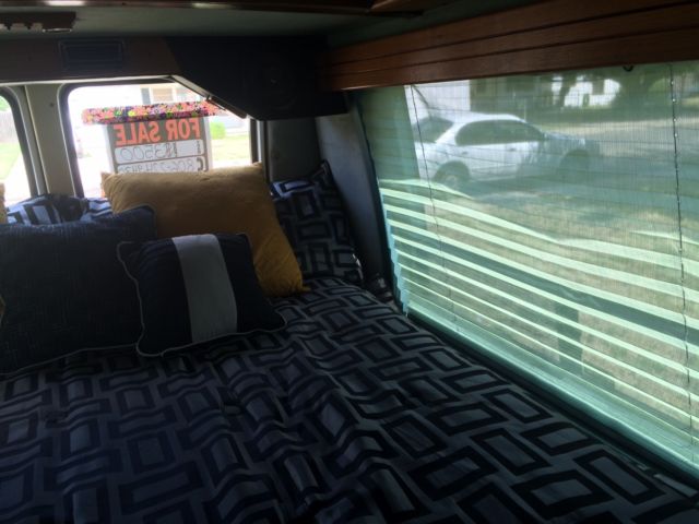 1991 Dodge Ram Van - photo 10