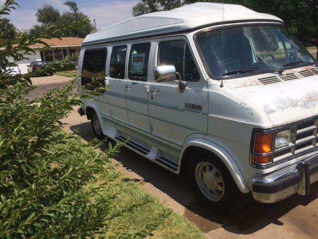 1991 Dodge Ram Van - photo 3