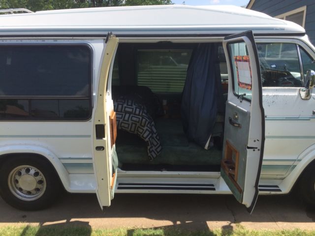 1991 Dodge Ram Van - photo 4