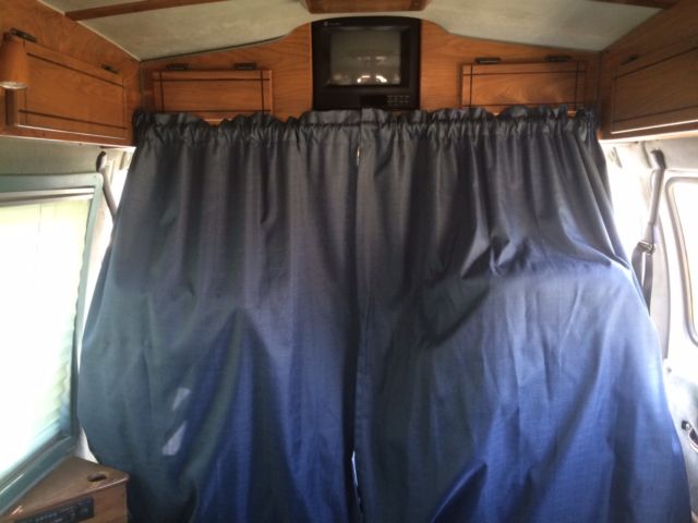 1991 Dodge Ram Van - photo 9