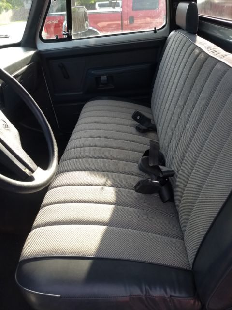 1991 Dodge Ram 2500 - photo 2