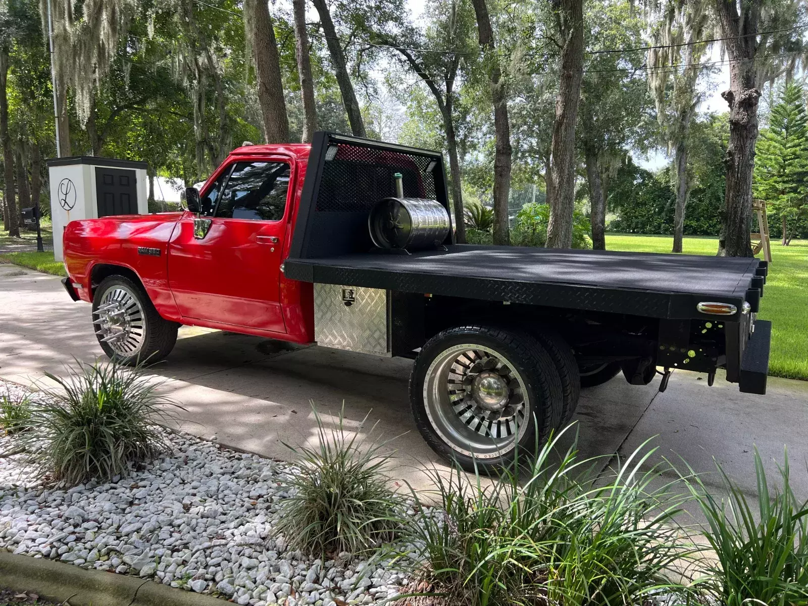 1991 Dodge Ram 3500 custom - photo 10