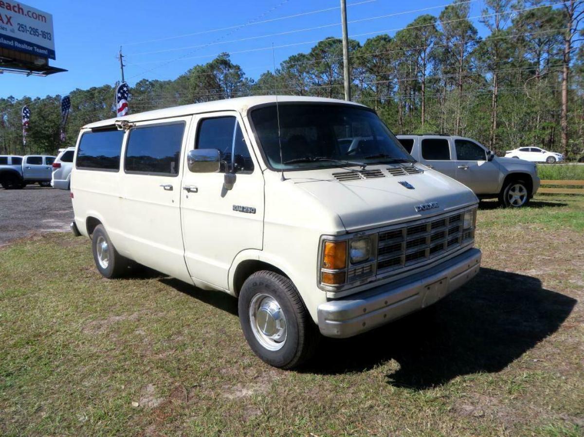 1991 Dodge Ram Van B250 - photo 4