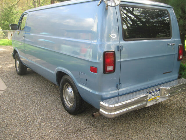 1991 Dodge Ram Van - photo 3