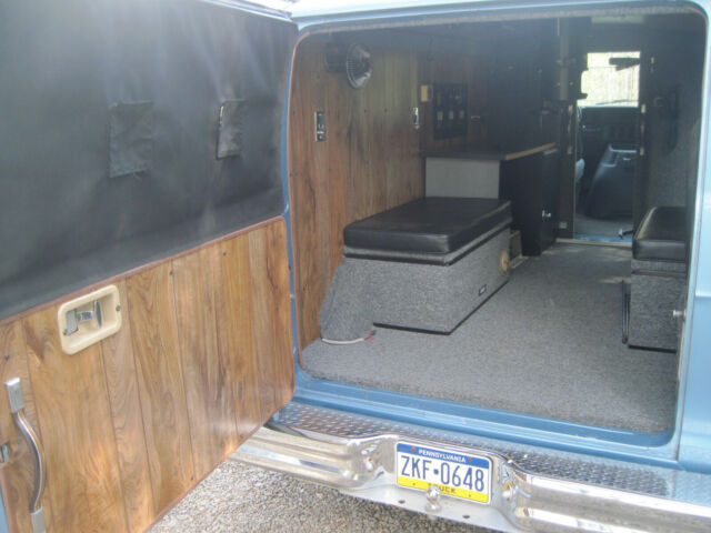 1991 Dodge Ram Van - photo 9