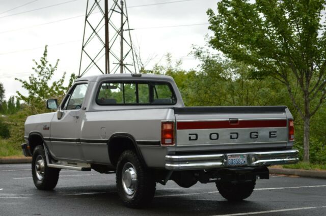 1991 Dodge Ram 2500 - photo 11