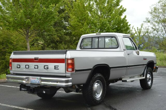 1991 Dodge Ram 2500 - photo 5