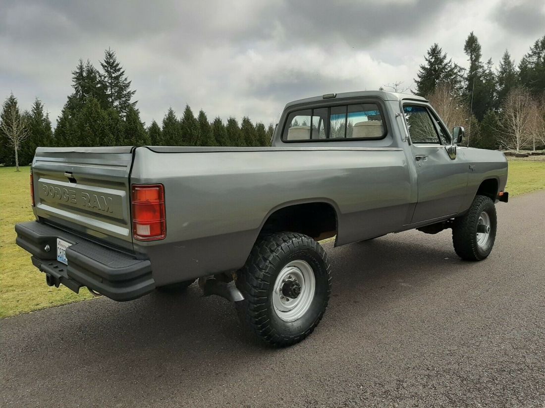 1991 Dodge Ram 2500 ~ 4X4 ~ FIRST GEN ~ 12 VALVE ~ 5-SPEED - photo 12