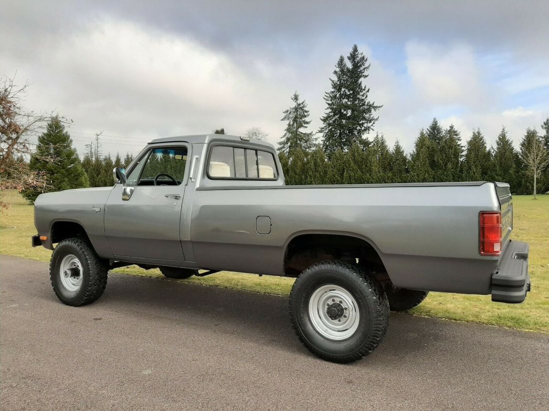1991 Dodge Ram 2500 ~ 4X4 ~ FIRST GEN ~ 12 VALVE ~ 5-SPEED - photo 5