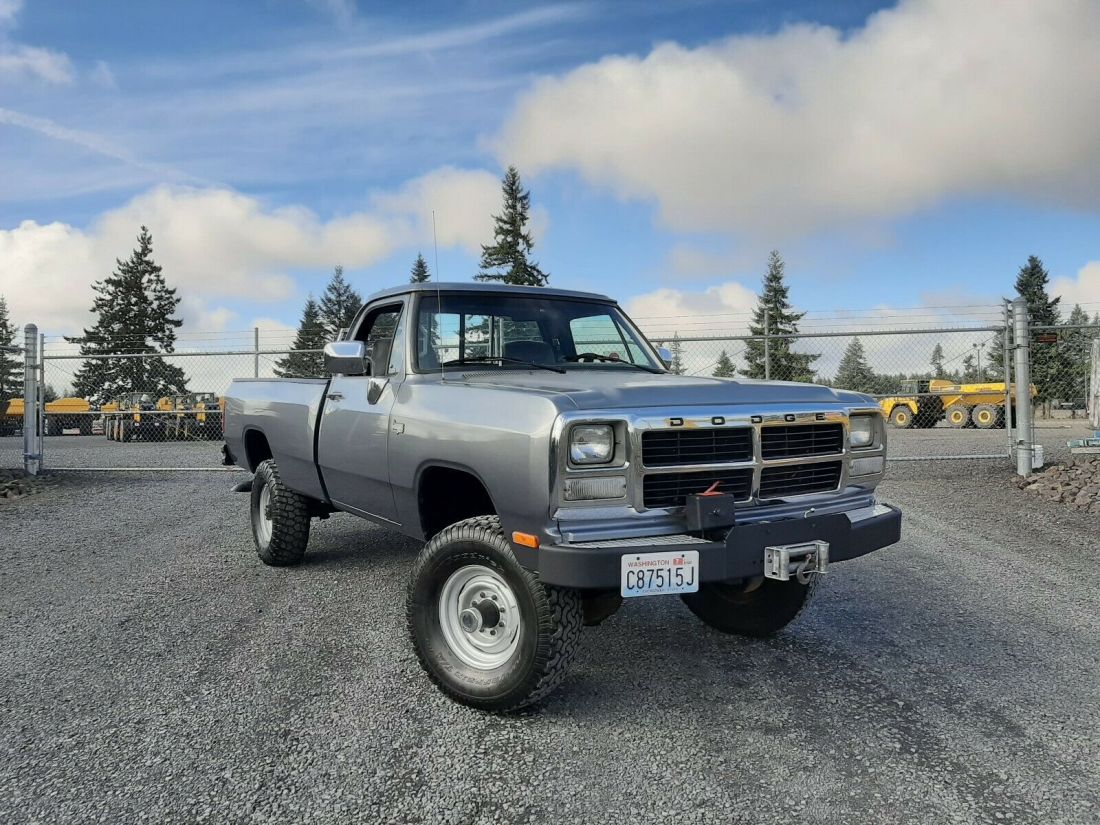 1991 Dodge Ram 2500 ~ 4X4 ~ FIRST GEN ~ 12 VALVE ~ 5-SPEED - photo 7