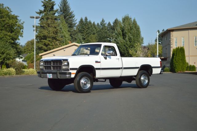1991 DODGE RAM W250 LE 4X4 12 VALVE 5.9 CUMMINS DIESEL LOW LOW MILES! 1991 Dodge Ram 2500