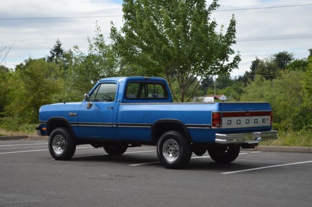 1991 Dodge Ram 2500 - photo 11