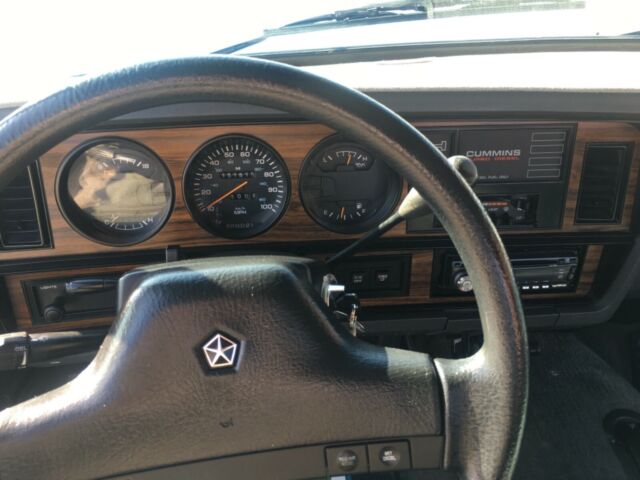 1991 Dodge Ram 2500 - photo 7
