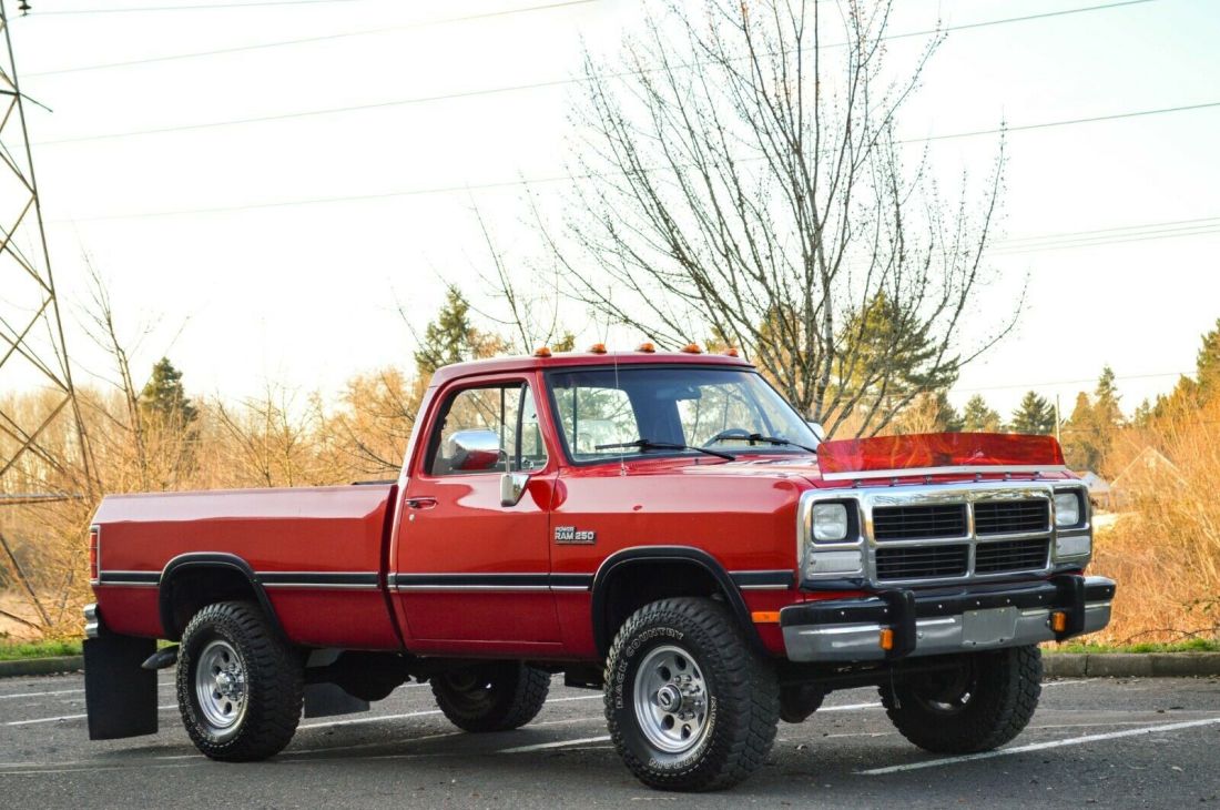 1991 Dodge Ram 2500 ~ 4X4 ~ CUMMINS DIESEL 12-VALVE - photo 2