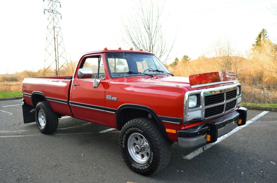 1991 Dodge Ram 2500 ~ 4X4 ~ CUMMINS DIESEL 12-VALVE - photo 6