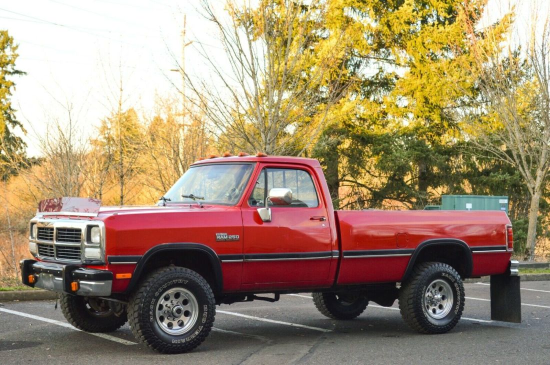 1991 Dodge Ram 2500 ~ 4X4 ~ CUMMINS DIESEL 12-VALVE - photo 8