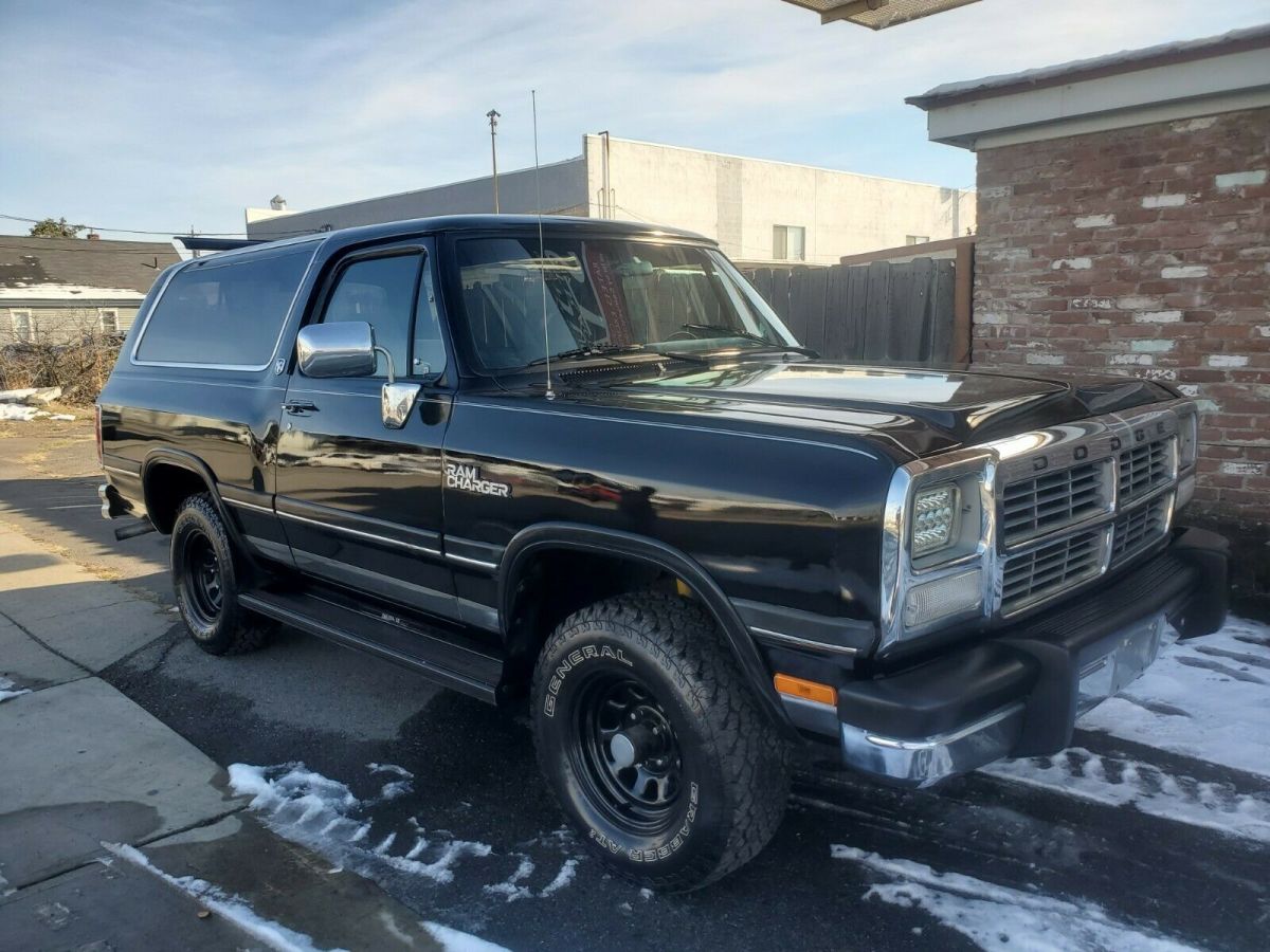 1991 DODGE RAMCHARGER ORDERED SURVIVOR CONDITION LOW MILEAGE 1991 Dodge Ramcharger LE-150 AW-100 SE LOW MILES IN EXCELLENT CONDITION
