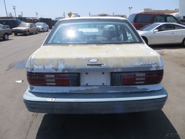 1991 Dodge Shadow Highline - photo 4