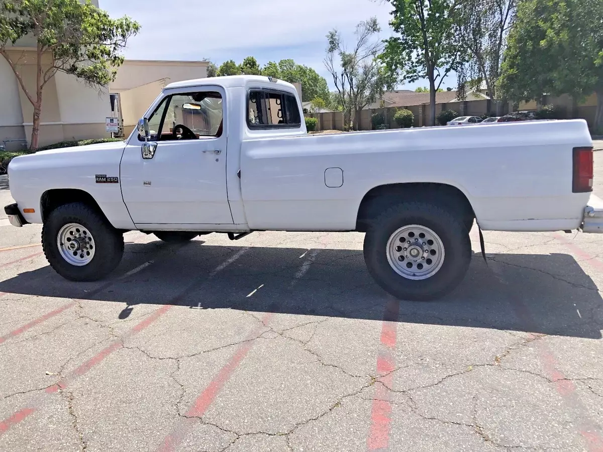1991 Dodge W250 – 4x4, 5-Speed Manual, 12V Cummins 1991 Dodge W250