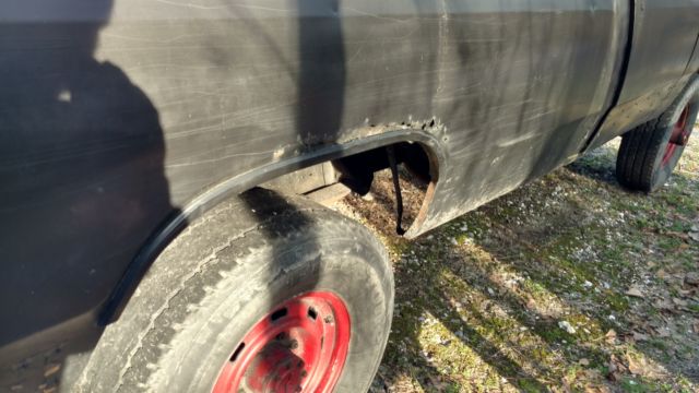 1991 Dodge Ram 2500 - photo 10