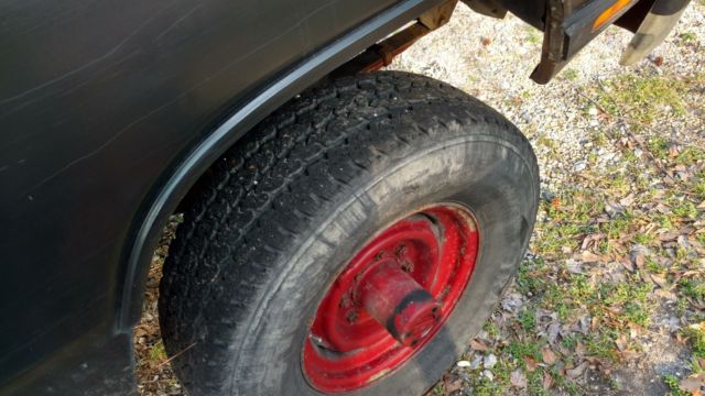 1991 Dodge Ram 2500 - photo 9