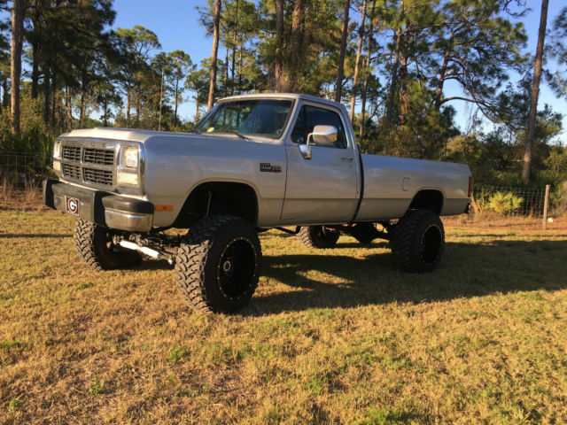 1991 Dodge W250 Base Standard Cab Pickup 2-Door 5.9L 1991 Dodge Other Pickups Base Standard Cab Pickup 2-Door