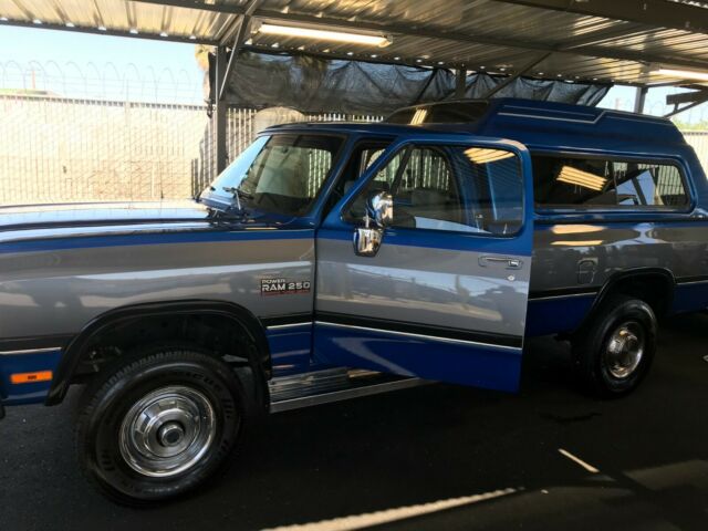 1991 Dodge W250 standard cab FWD truck with Pioneer camper shell 1991 Dodge Other Pickups Delux
