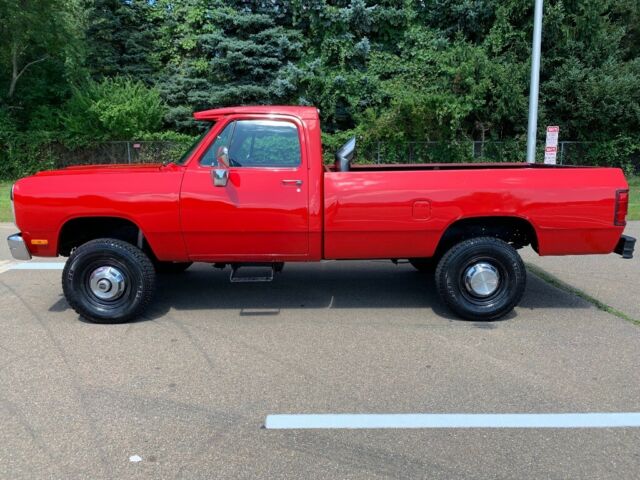 1991 Dodge W350 - photo 2