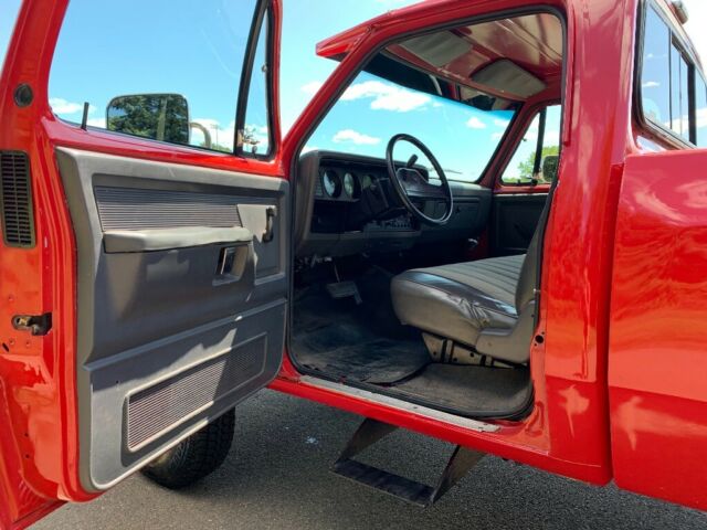 1991 Dodge W350 - photo 9