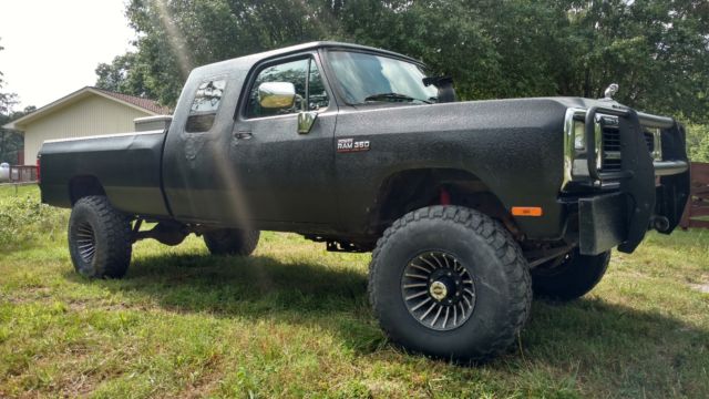 1991 Dodge Other Pickups First Gen Dodge W350 Cummins 5-speed Lifted - photo 4