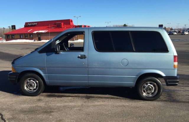 1991 Ford Aerostar XL