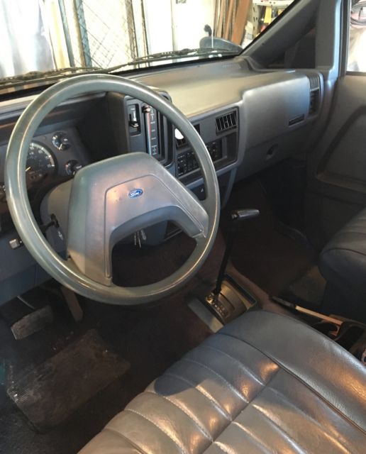 1991 Ford Aerostar XL - photo 10