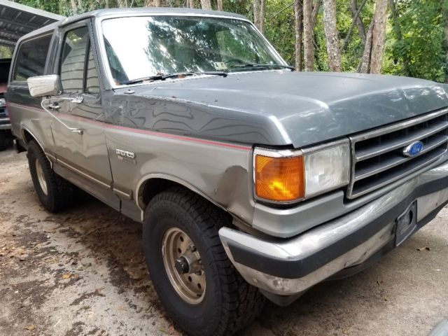 1991 Ford Bronco 4x4 with new rebuilt motor and transmission 1991 Ford Bronco