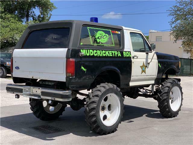 1991 Ford Bronco -- - photo 7