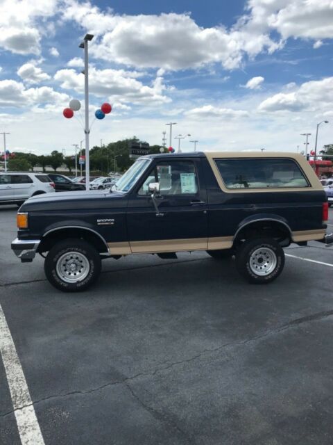 1991 Ford Bronco SUV Eddie Bauer Edition 4x4 1991 Ford Bronco Eddie Bauer