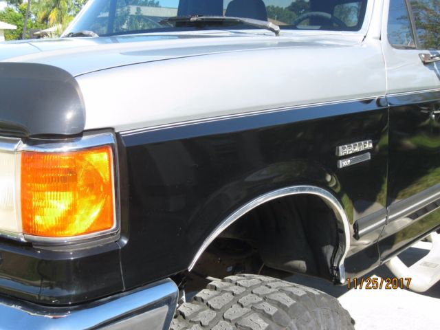 1991 Ford Bronco XLT - photo 12