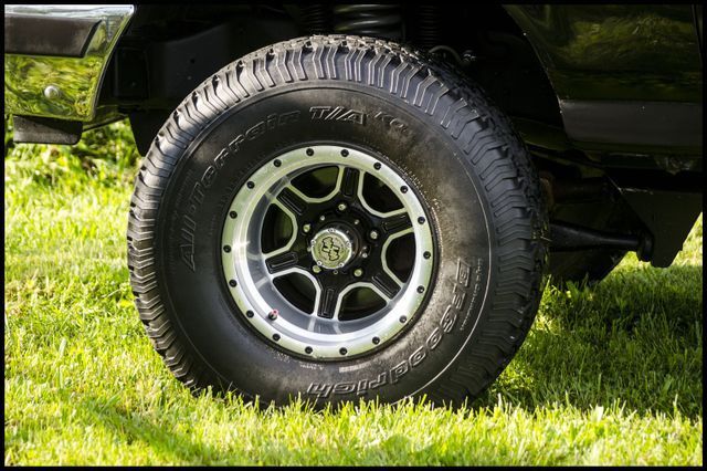 1991 Ford Bronco XLT - photo 12