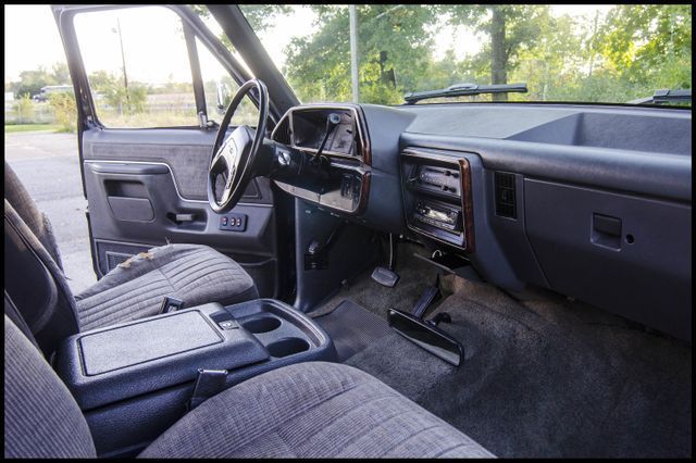 1991 Ford Bronco XLT - photo 6
