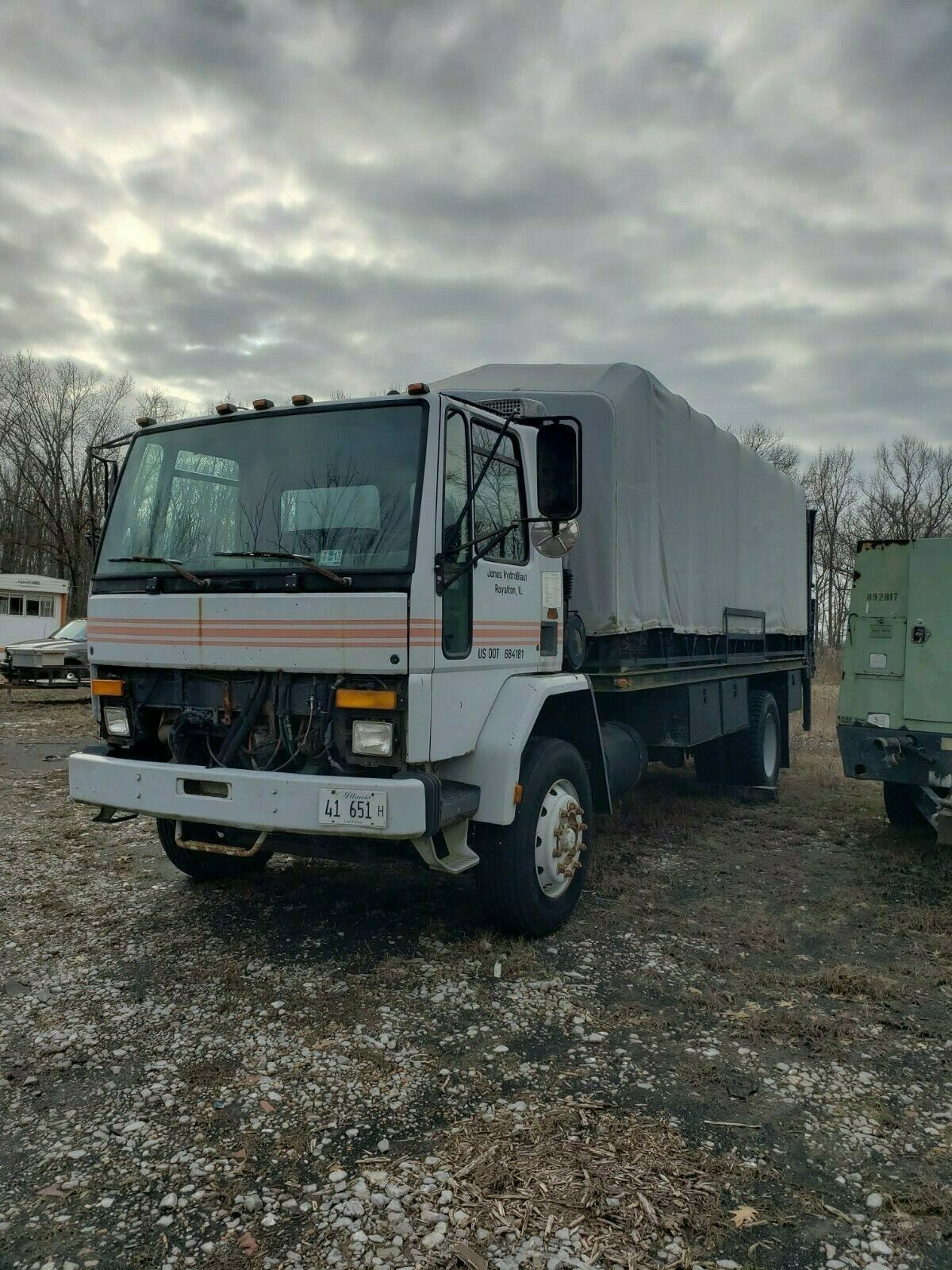 1990 Ford Other CF8000 - photo 4