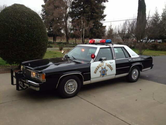 1991 Ford Crown Victoria Police Package Trim - photo 2