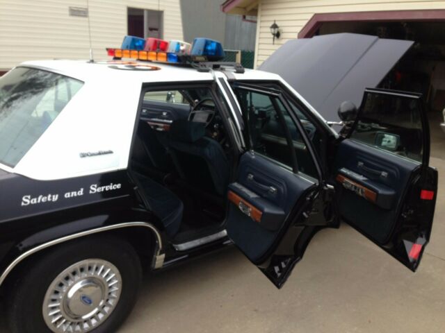 1991 Ford Crown Victoria Police Package Trim - photo 5