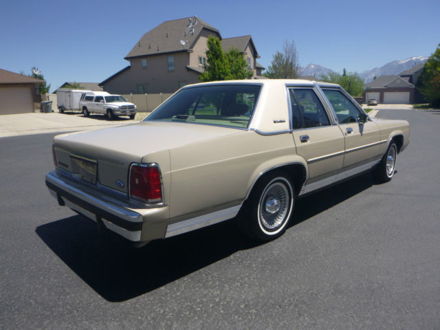 1991 Ford Crown Victoria LX - photo 6