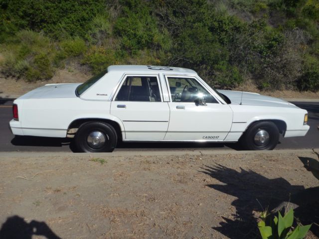1991 Ford Crown Victoria - photo 4