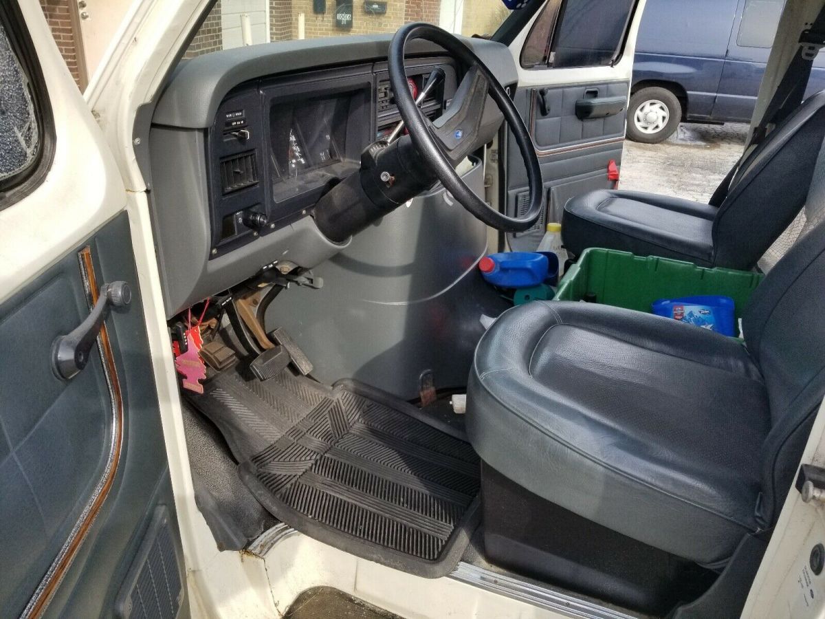 1991 Ford E-250 Econoline E250 VAN - photo 5