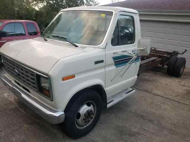 1991 Ford E350 Van Cutaway Cab and Chassis 460 EFI V8 Automatic 65k Dually COE 1991 Ford E-Series Van