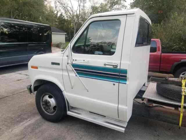1991 Ford E-Series Van - photo 9